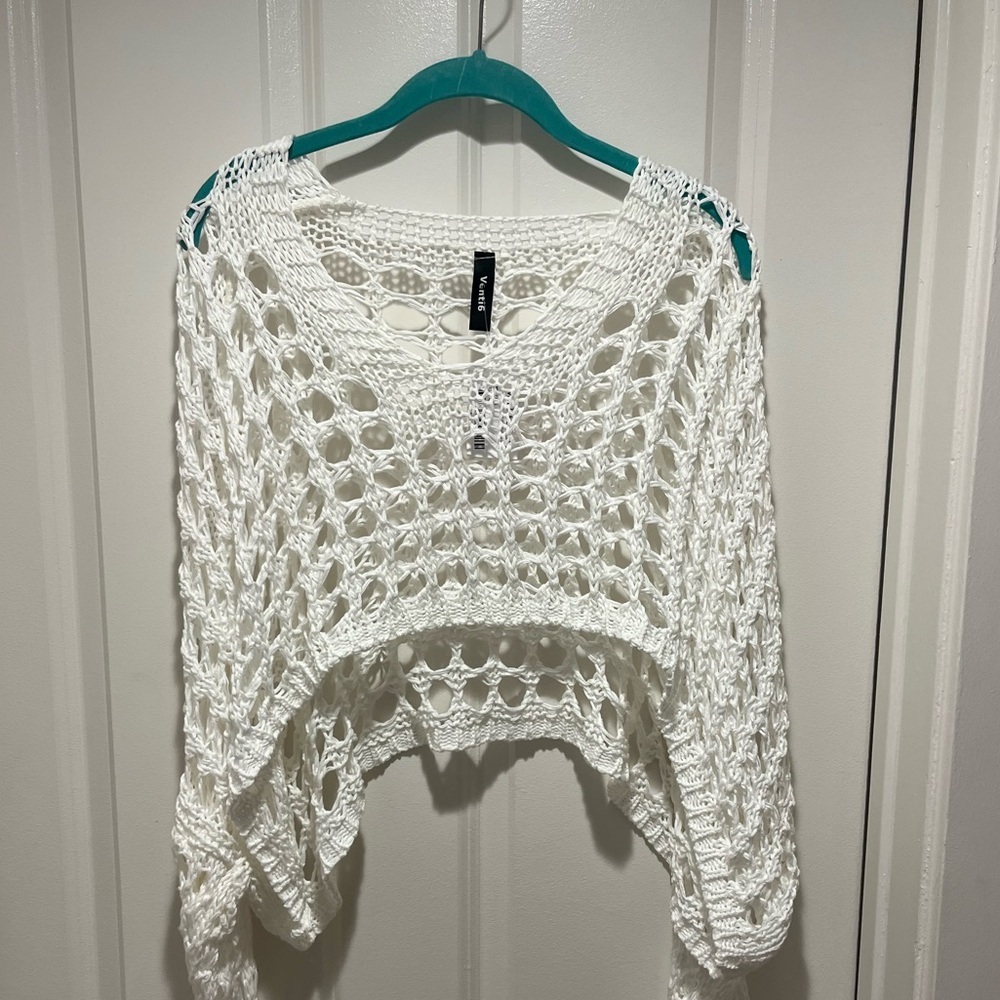 NWT cropped layering sweater